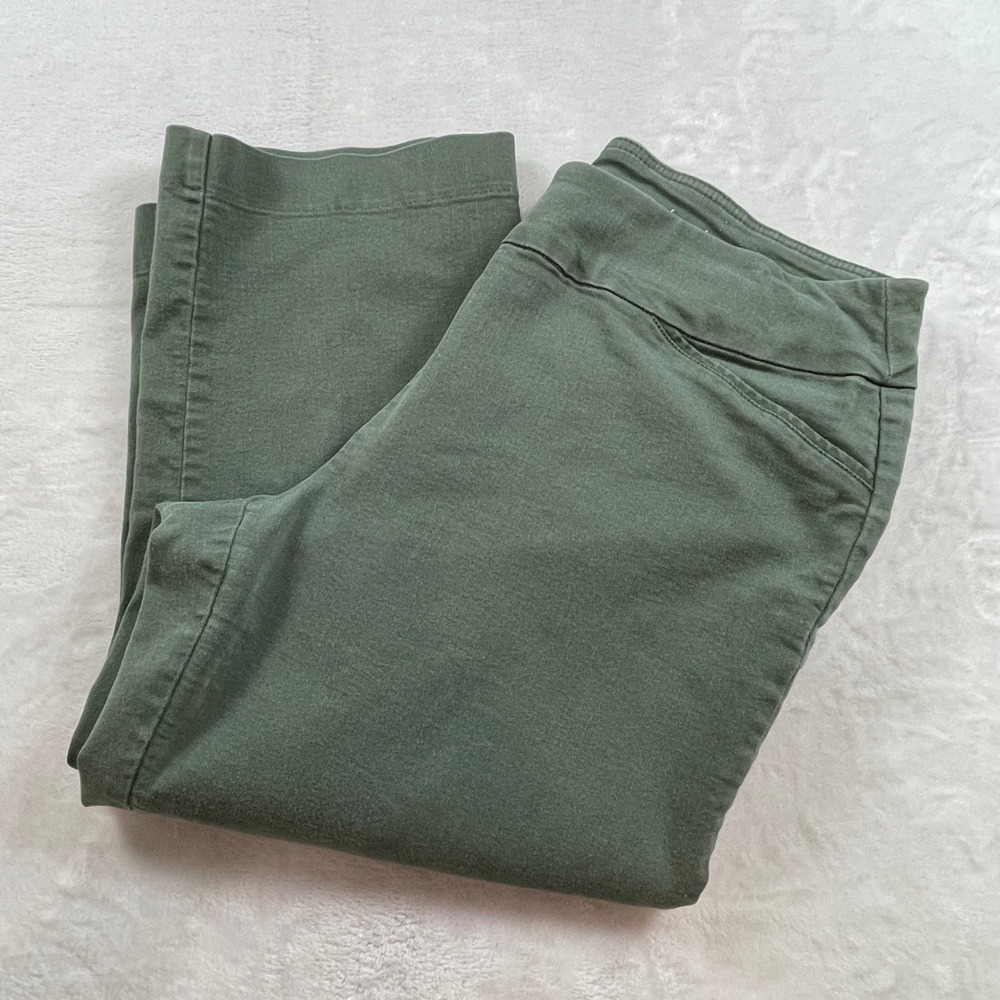 Croft & Barrow Women 14 Olive Green Stretch Pull On Capri Cropped Pants Straight